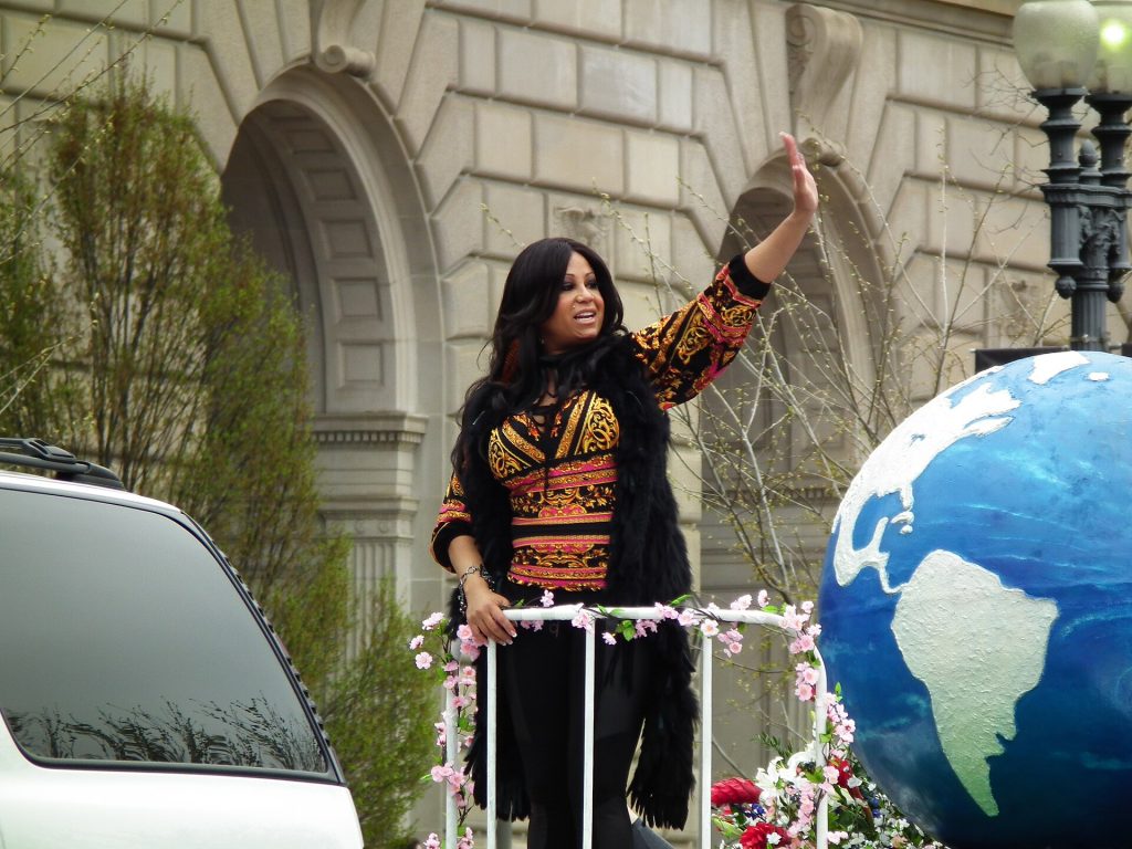 CeCe Peniston à la Cherry Blossom Parade de Washington en 2011